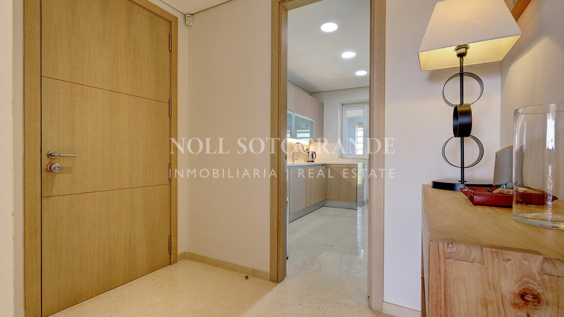 Ático de 2 dormitorios en Ribera del Marlin para larga temporada