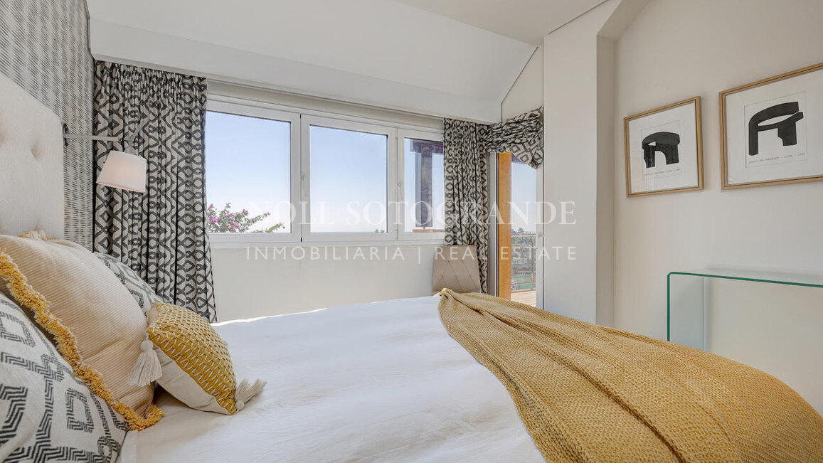 Ático de 2 dormitorios en Ribera del Marlin para larga temporada