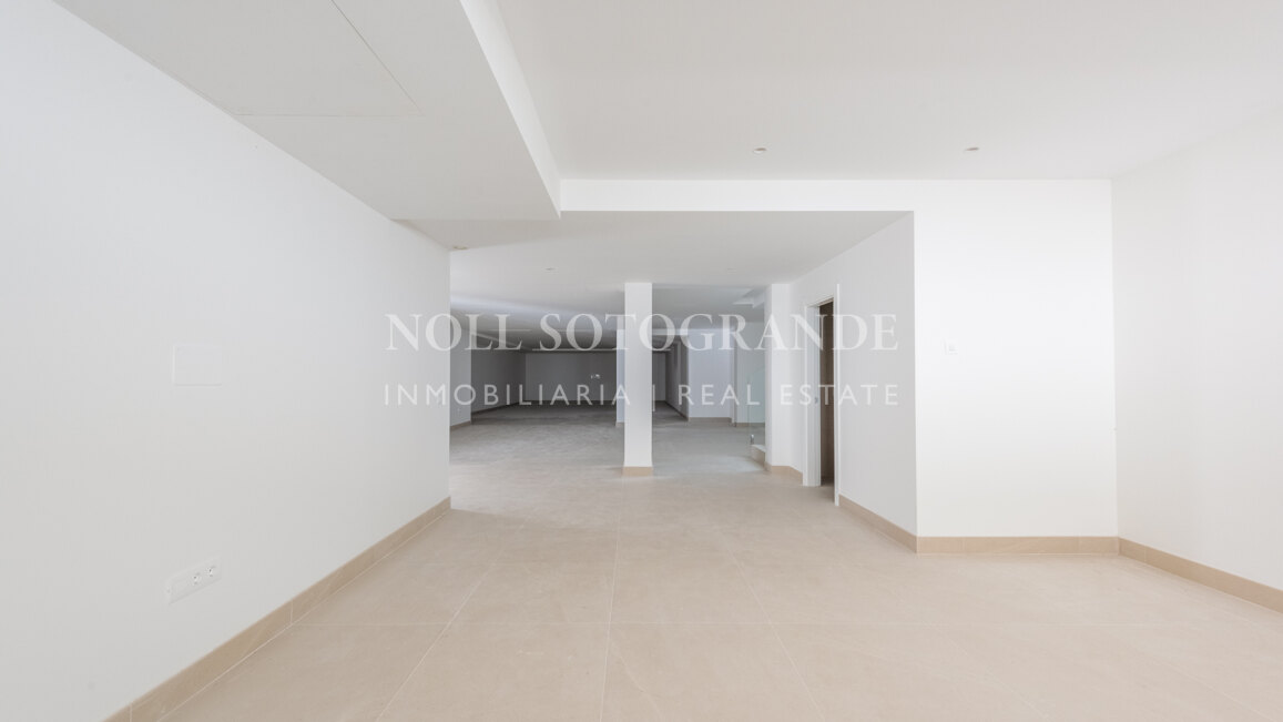 Contemporary unfurnished Villa for Long-Term Rent – Kings & Queens, Sotogrande Costa
