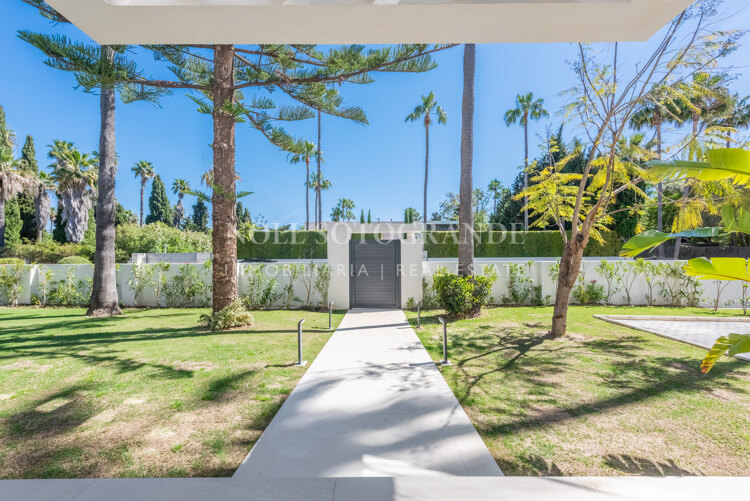 Contemporary unfurnished Villa for Long-Term Rent – Kings & Queens, Sotogrande Costa