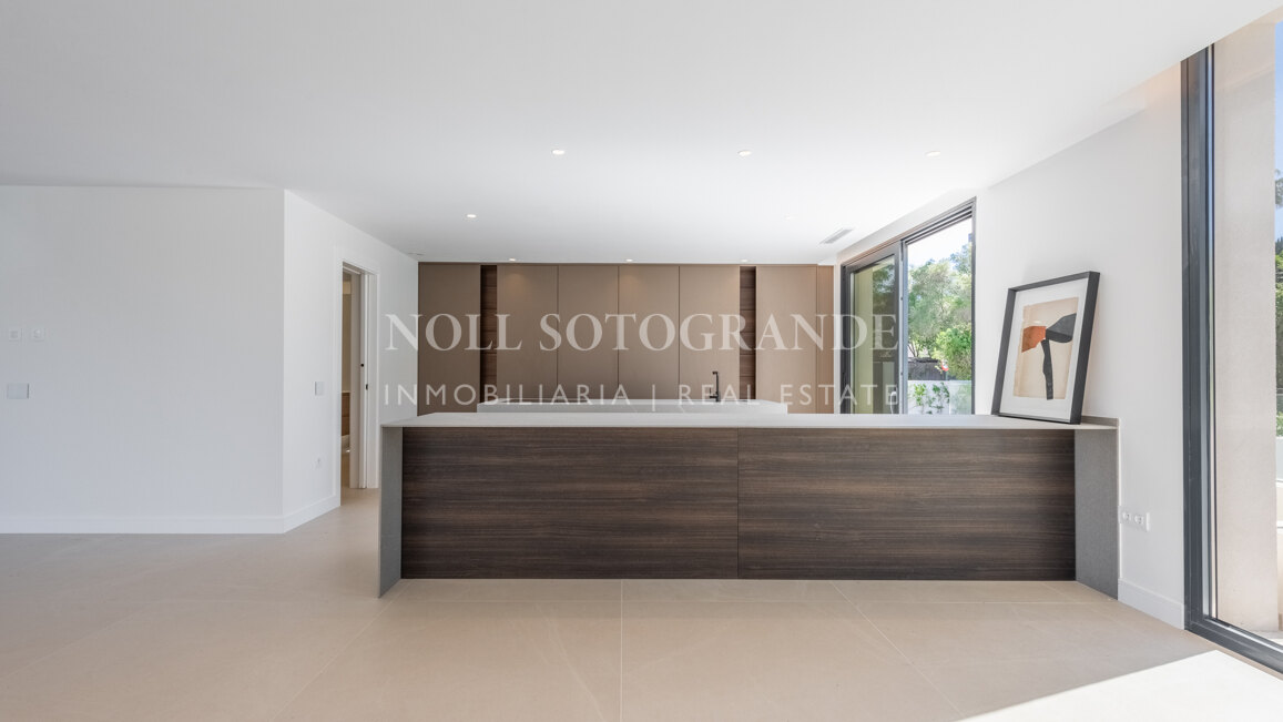 Contemporary unfurnished Villa for Long-Term Rent – Kings & Queens, Sotogrande Costa
