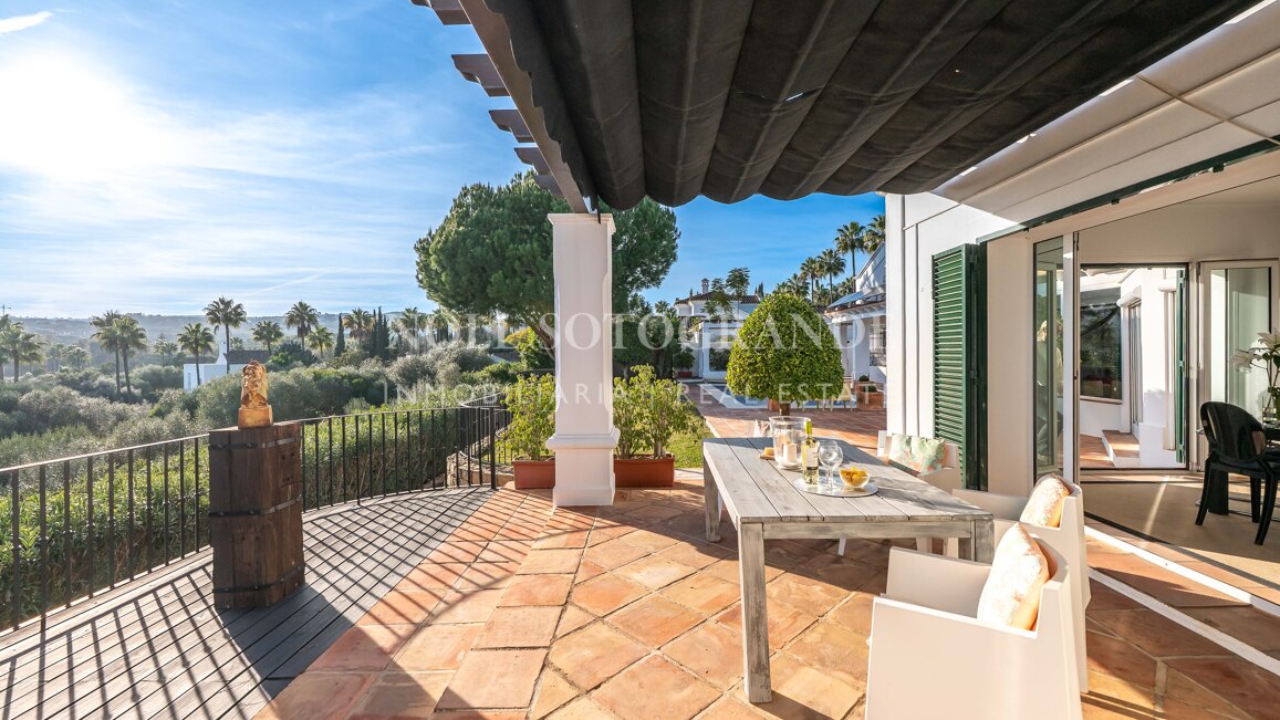 Andalusische Villa in Zone F, Sotogrande Alto, nahe Valderrama