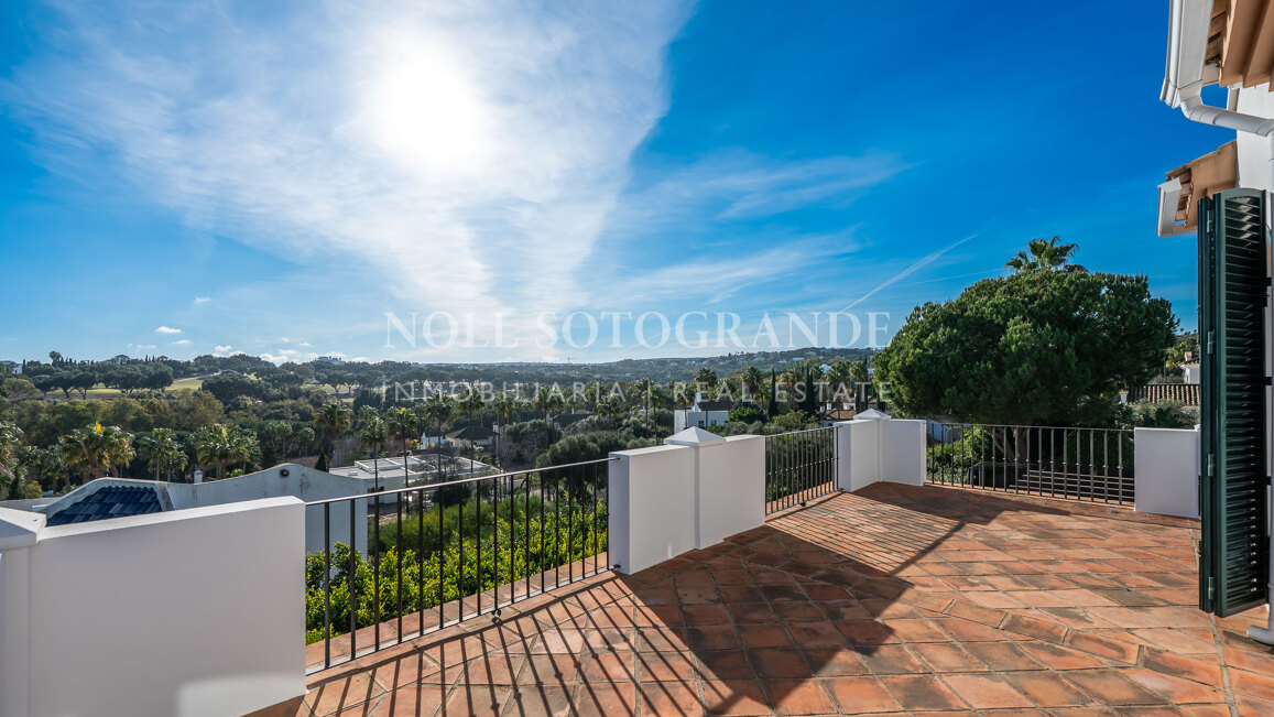 Andalusische Villa in Zone F, Sotogrande Alto, nahe Valderrama