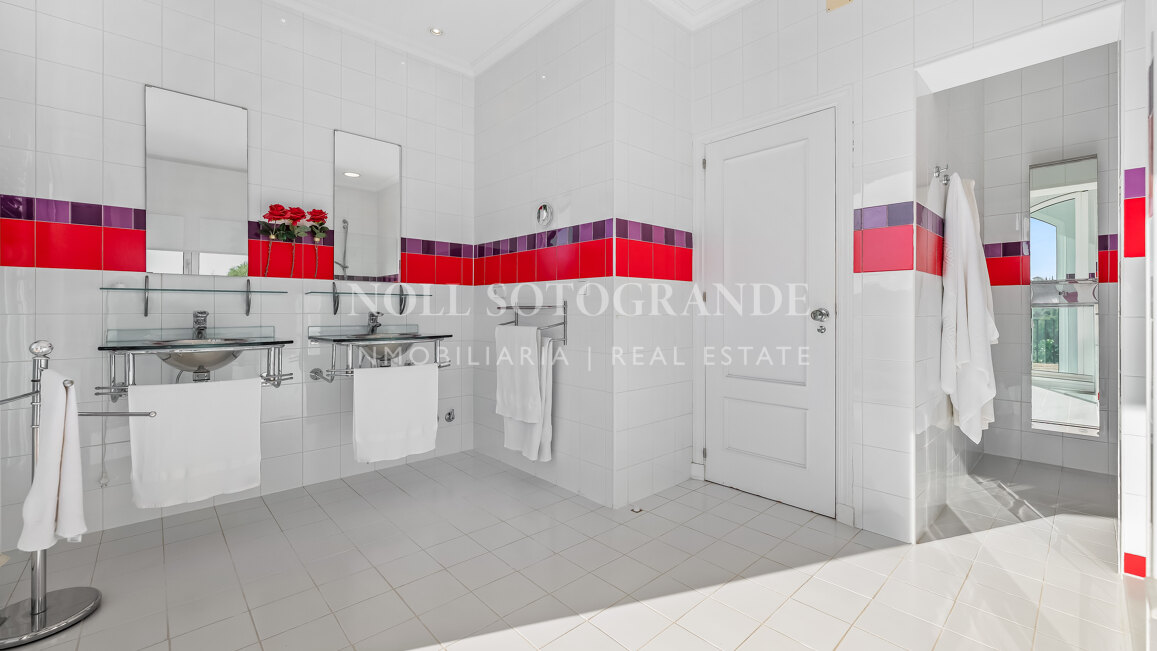 Andalusische Villa in Zone F, Sotogrande Alto, nahe Valderrama