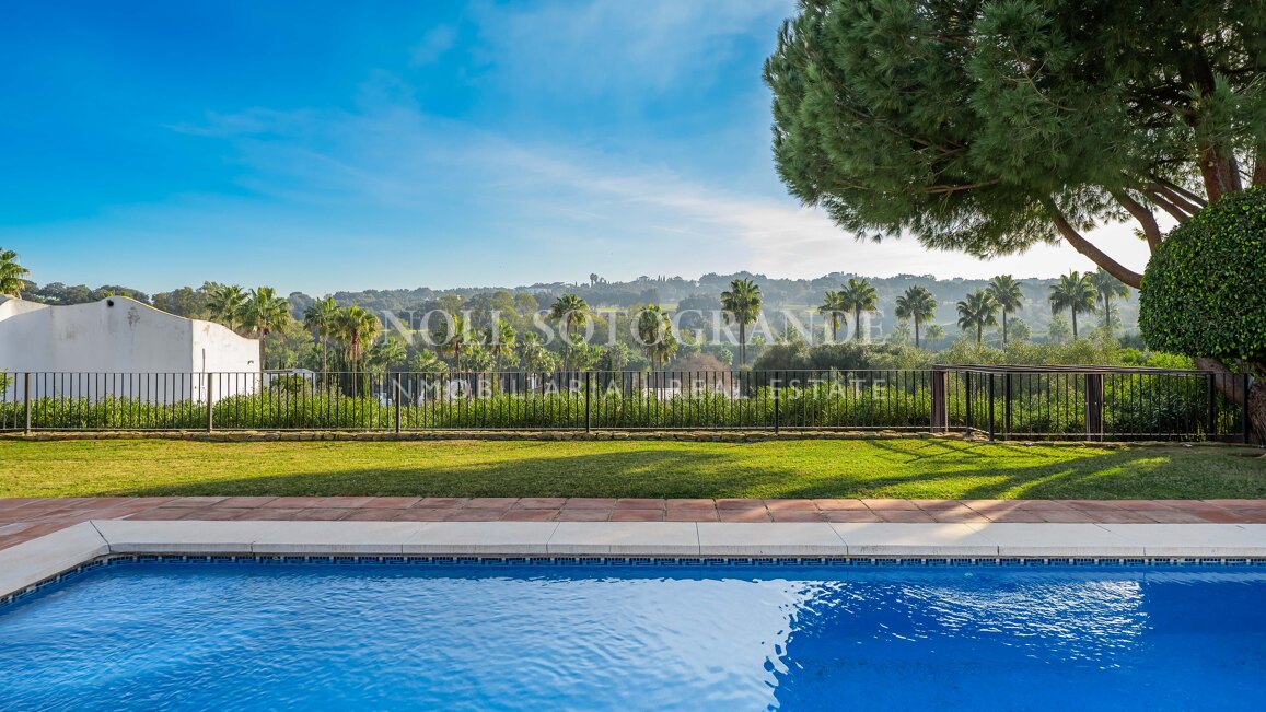 Andalusische Villa in Zone F, Sotogrande Alto, nahe Valderrama