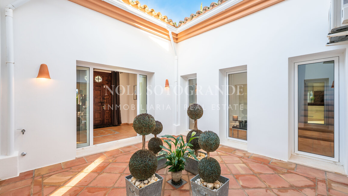 Andalusische Villa in Zone F, Sotogrande Alto, nahe Valderrama
