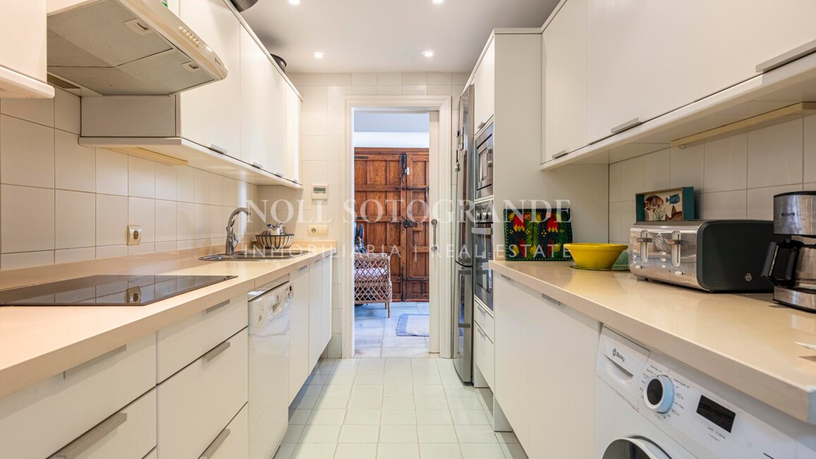 Charming bungalow for sale in the heart of Sotogrande