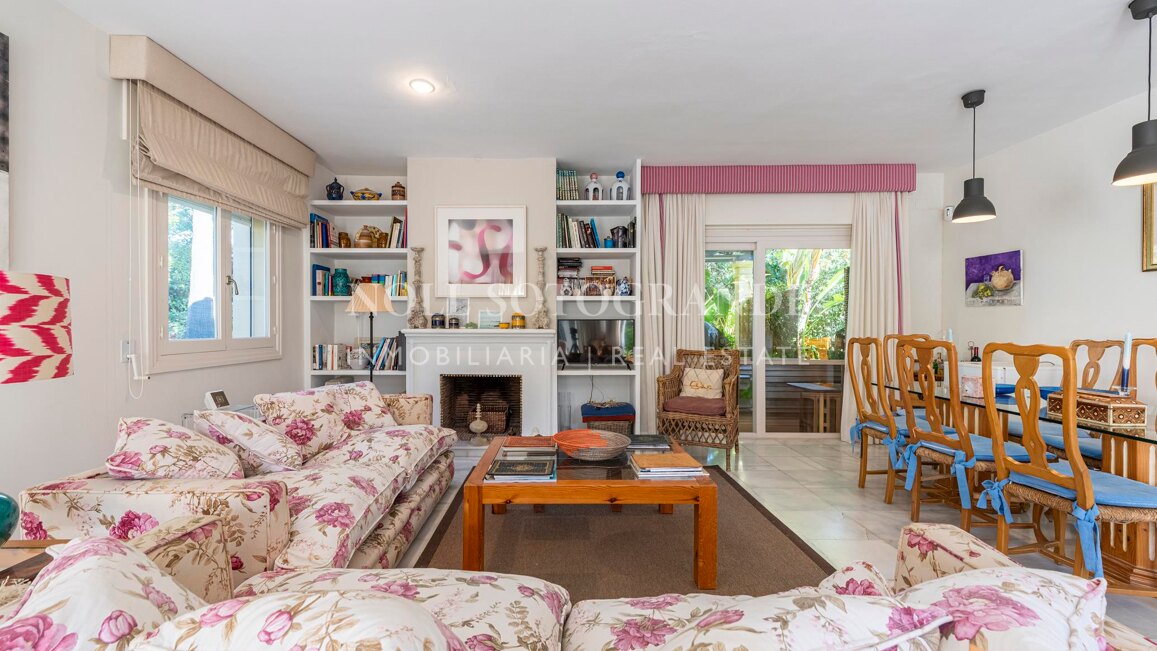 Charming bungalow for sale in the heart of Sotogrande