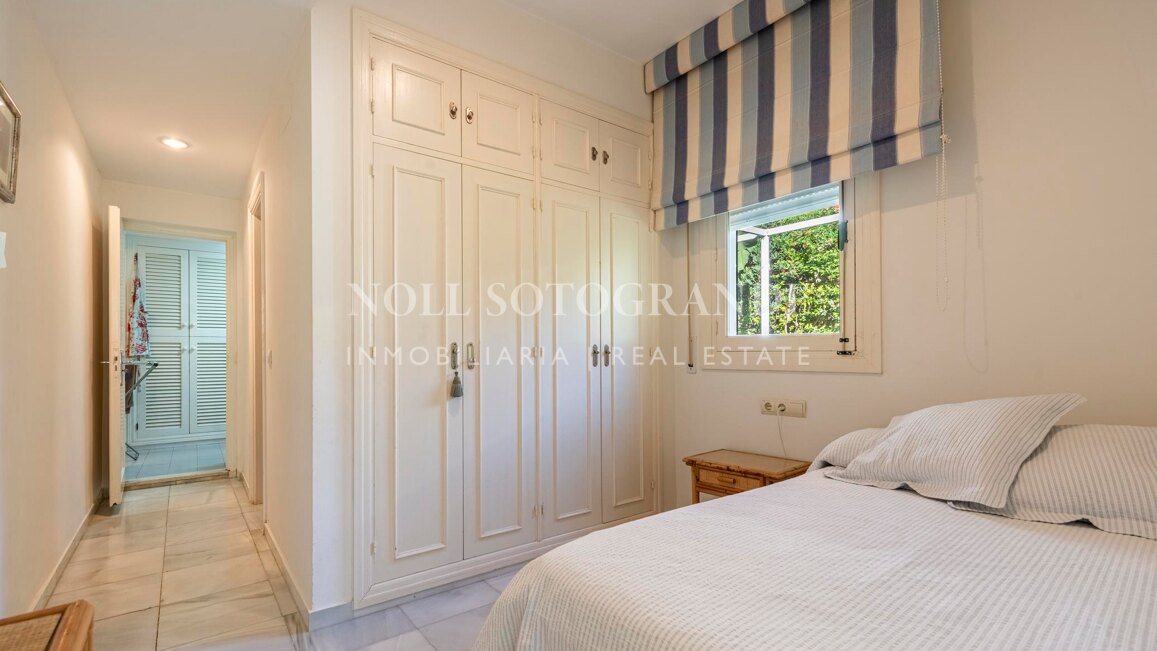 Charming bungalow for sale in the heart of Sotogrande