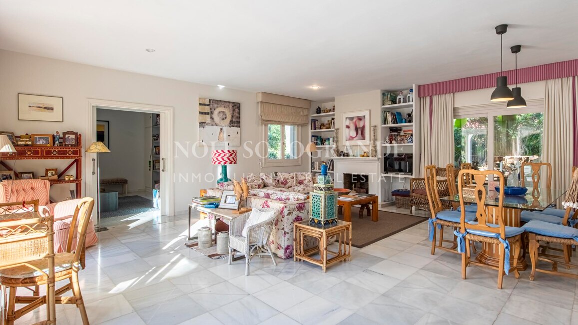 Charming bungalow for sale in the heart of Sotogrande