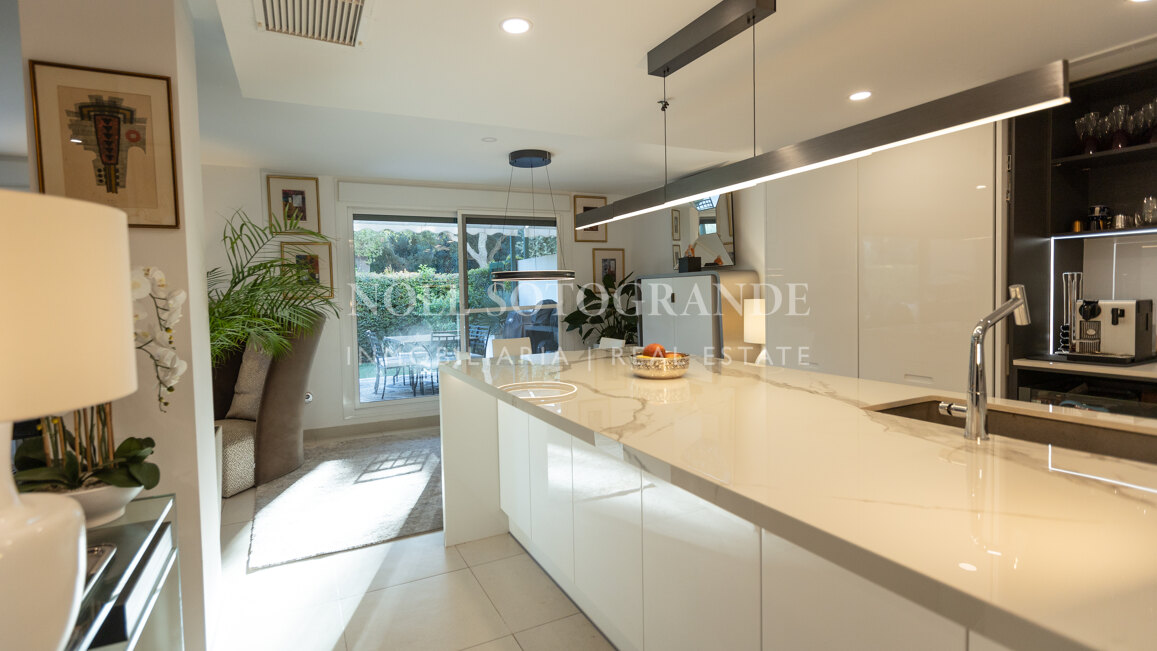 Luxury apartment in excellent location of La Reserva de Sotogrande