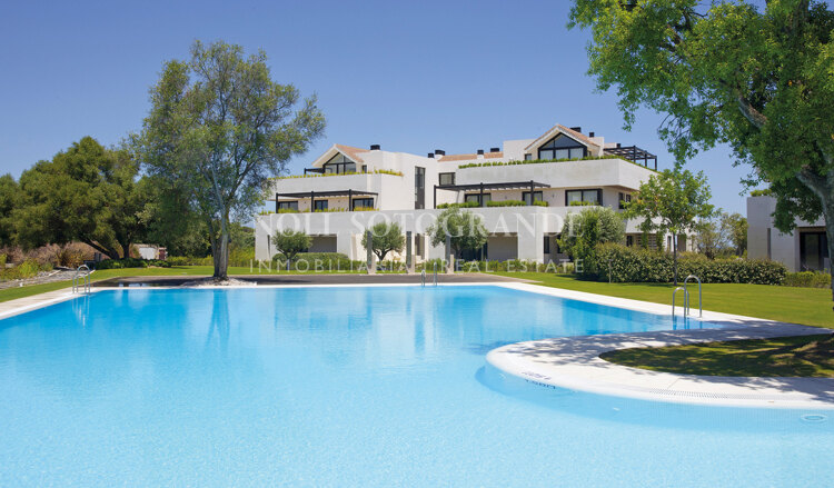 Exclusive Penthouse for sale in Hacienda Valderrama, Sotogrande