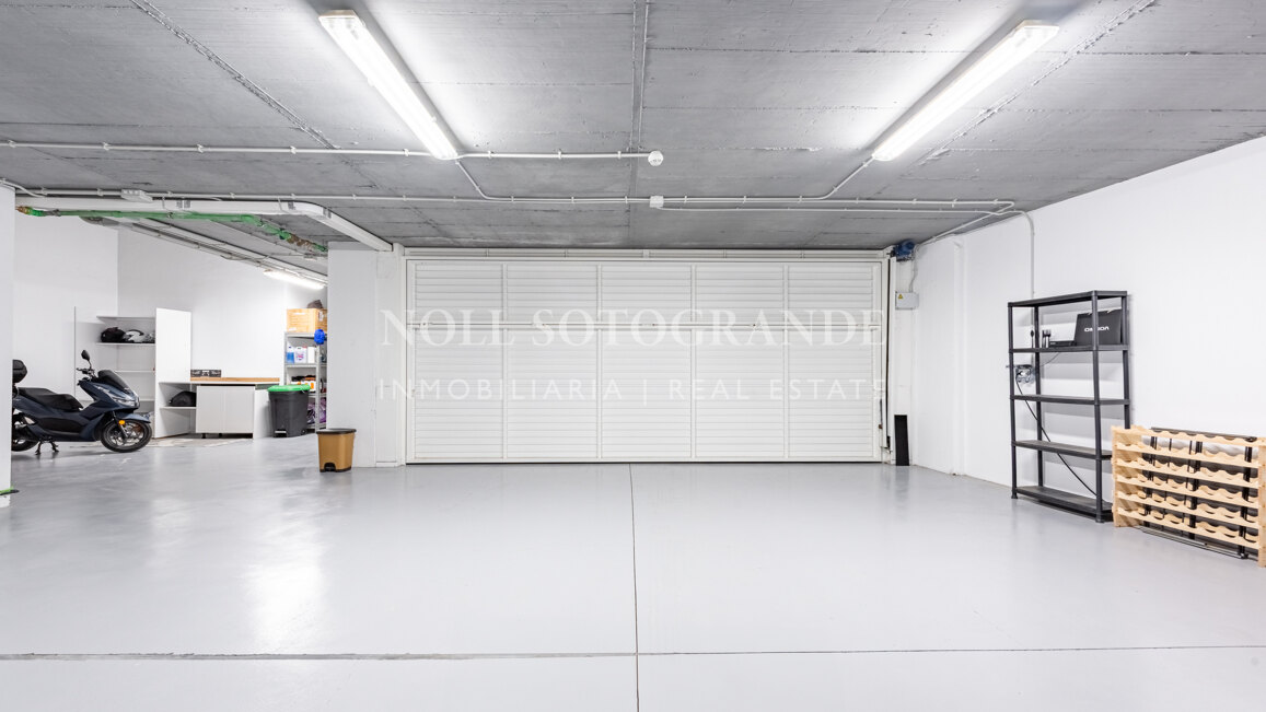 Exclusive Penthouse for sale in Hacienda Valderrama, Sotogrande