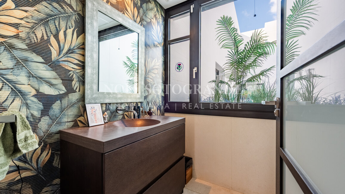 Exclusive Penthouse for sale in Hacienda Valderrama, Sotogrande