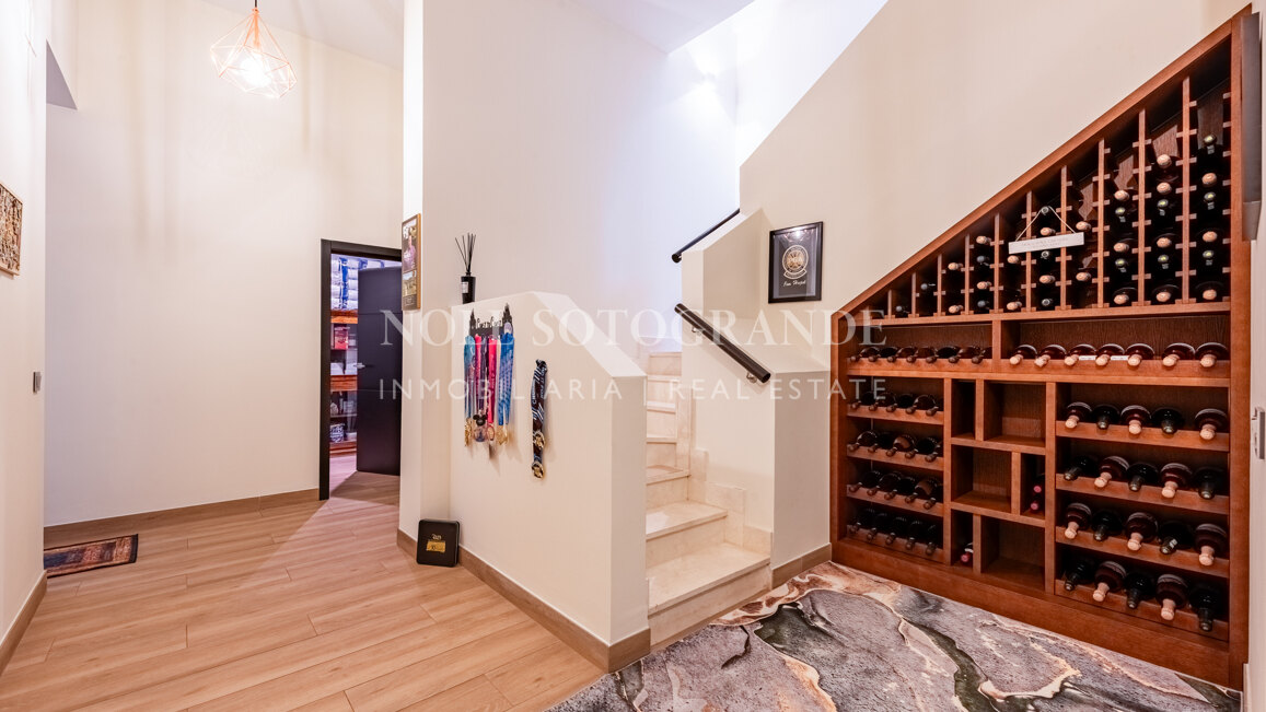 Exclusive Penthouse for sale in Hacienda Valderrama, Sotogrande