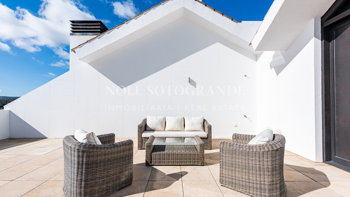 Exclusive Penthouse for sale in Hacienda Valderrama, Sotogrande