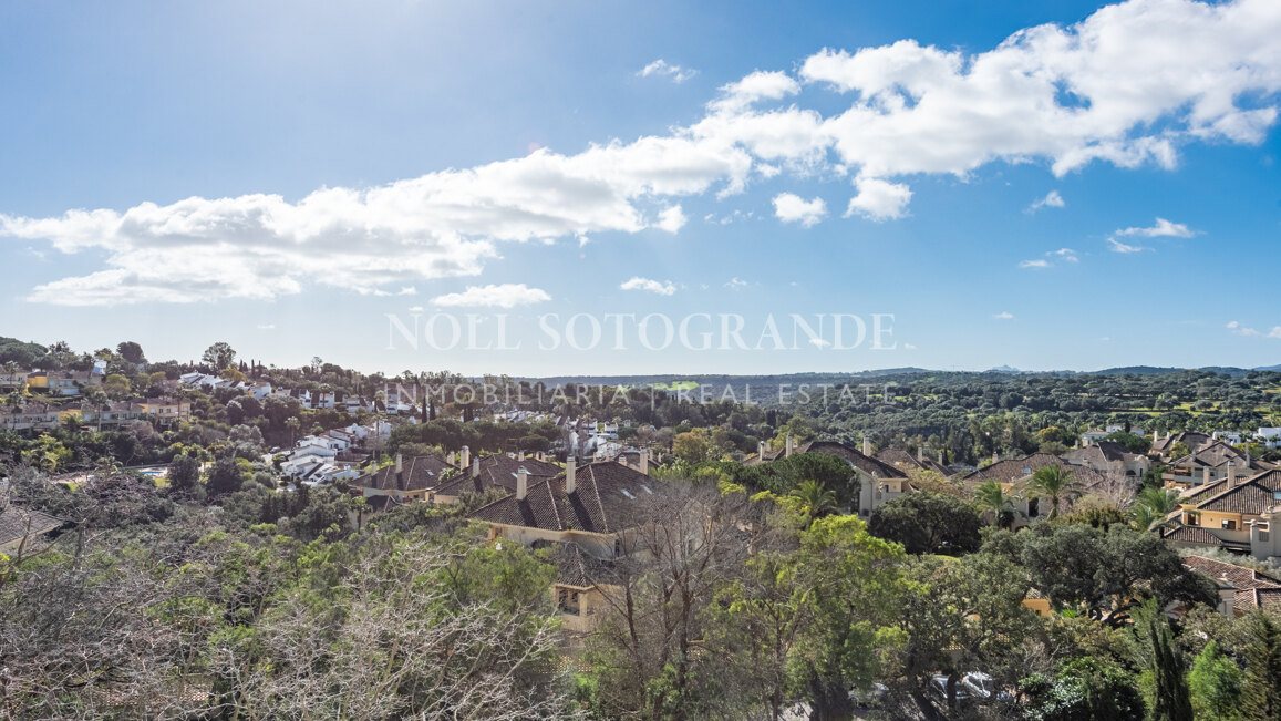 Exclusive Penthouse for sale in Hacienda Valderrama, Sotogrande