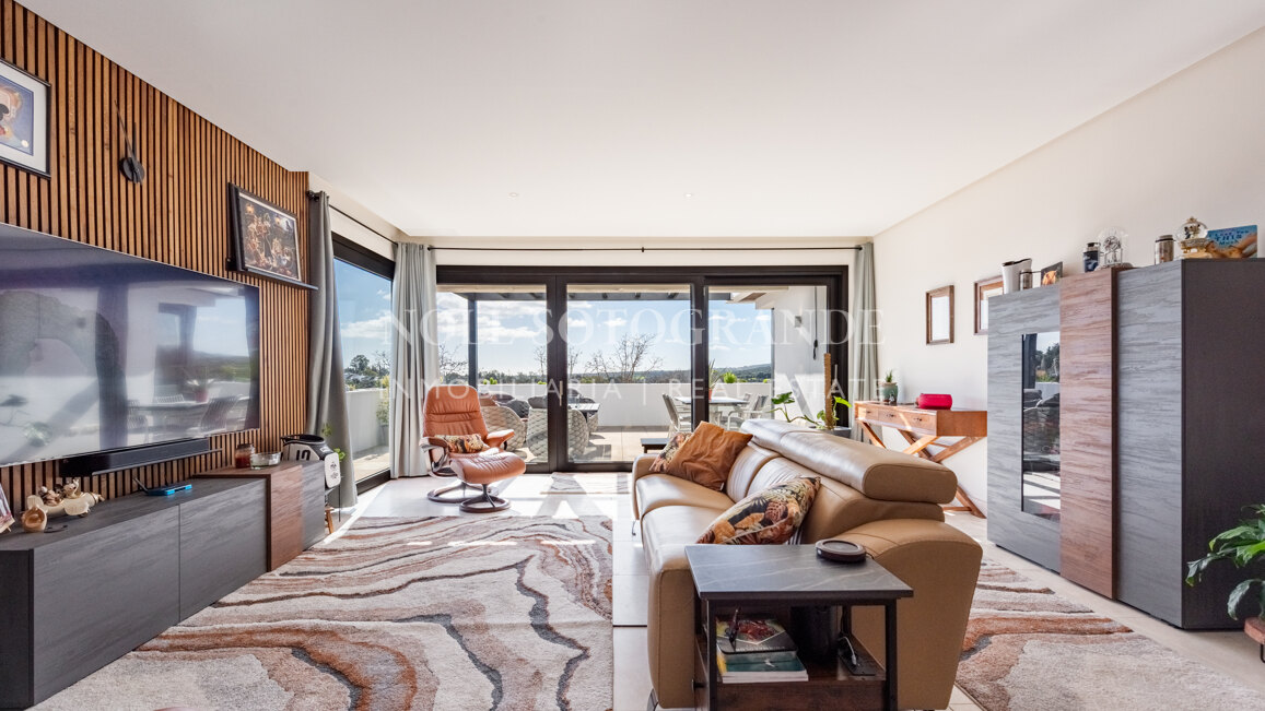 Exclusive Penthouse for sale in Hacienda Valderrama, Sotogrande