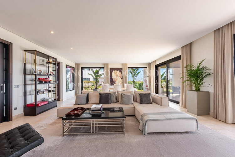 Exclusive ground floor apartment next to Royal Golf Club Valderrama