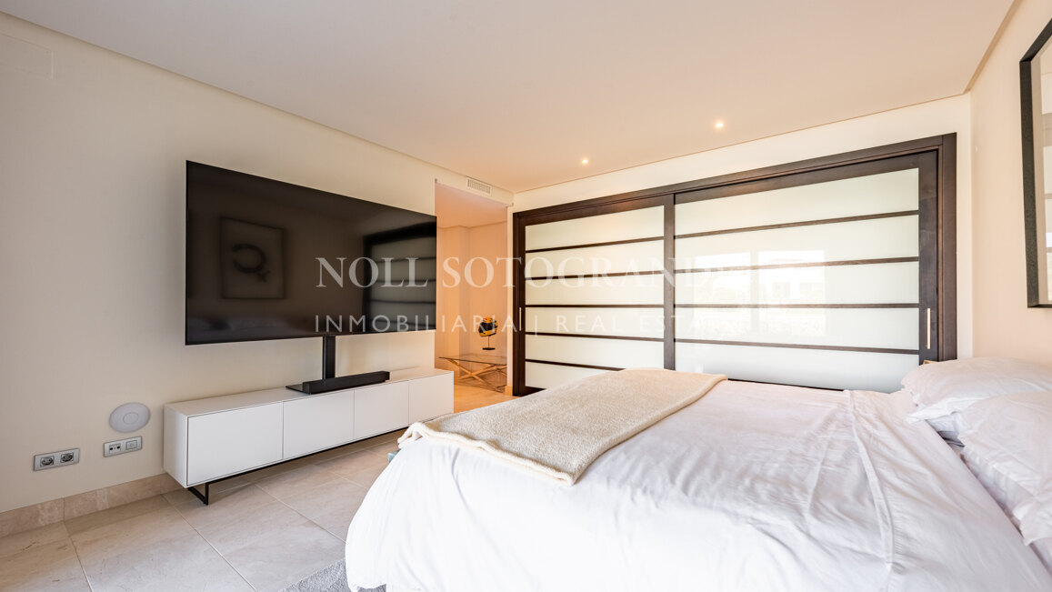 Exclusive ground floor apartment next to Royal Golf Club Valderrama