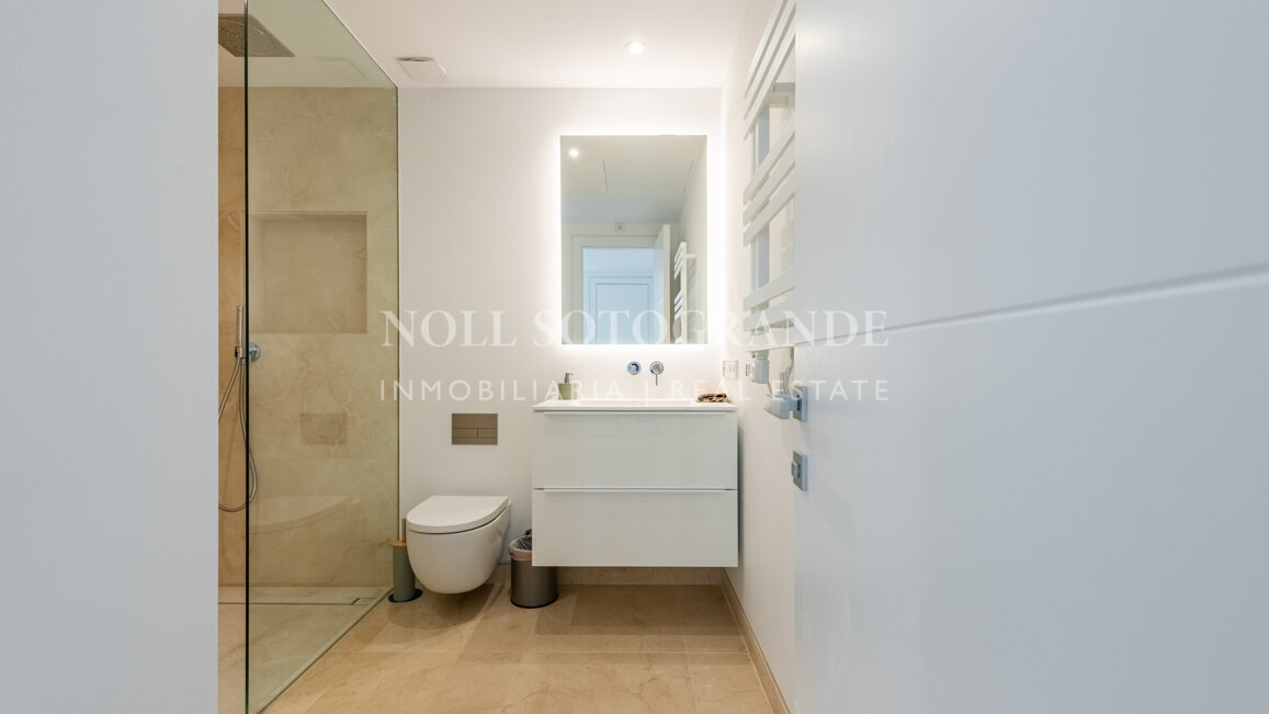 Nueva villa moderna en venta Zona F Sotogrande Alto
