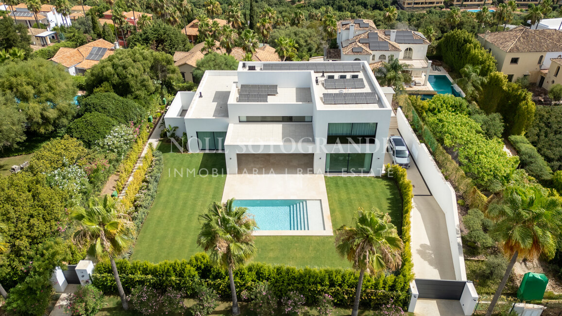 New modern villa for sale Sotogrande Alto F Zone
