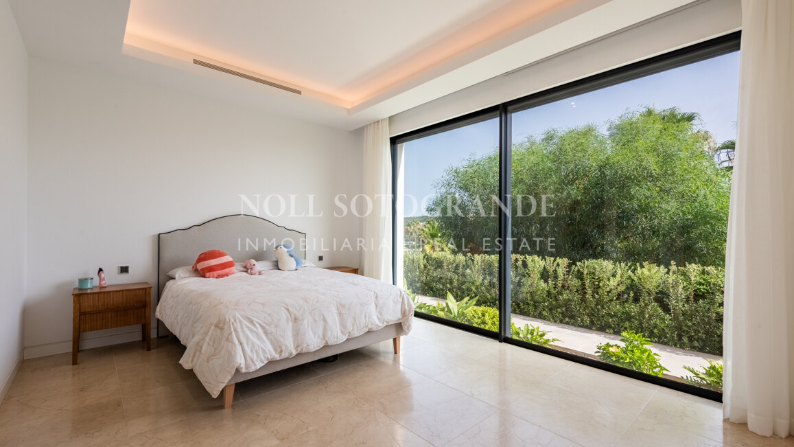 Nueva villa moderna en venta Zona F Sotogrande Alto
