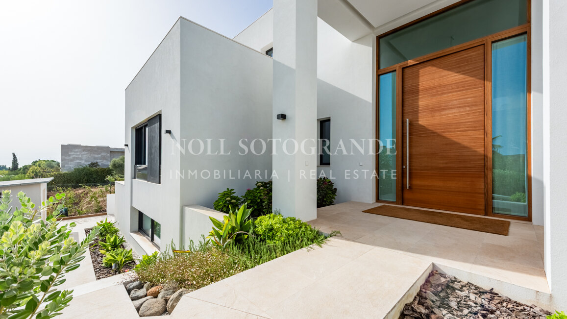 Nueva villa moderna en venta Zona F Sotogrande Alto