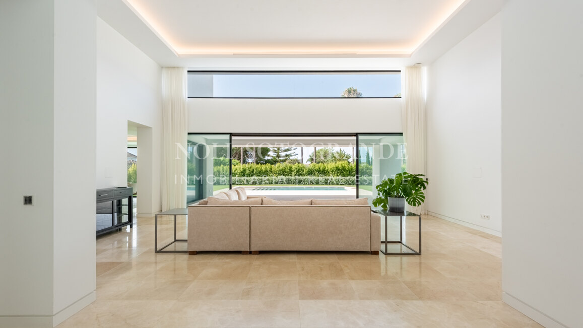 Nueva villa moderna en venta Zona F Sotogrande Alto