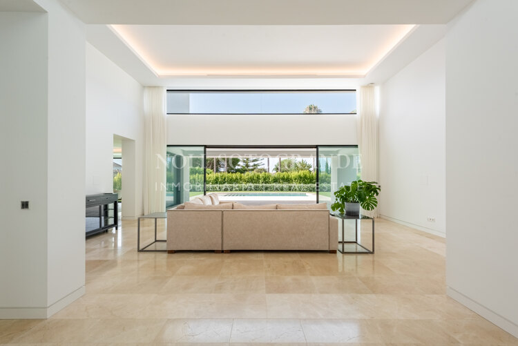 New modern villa for sale Sotogrande Alto F Zone