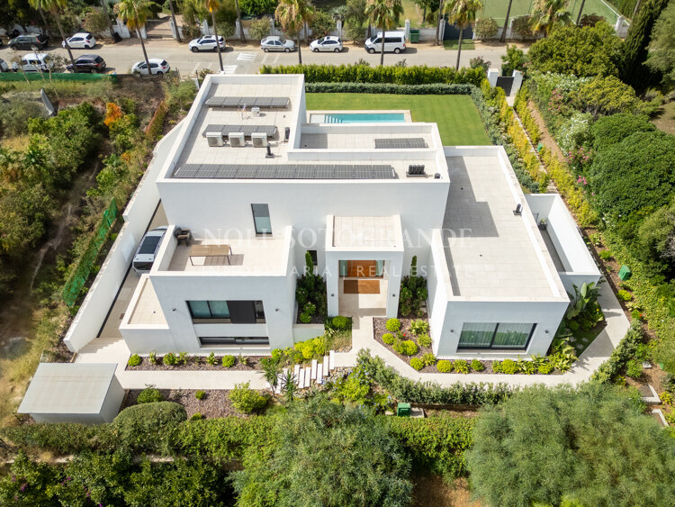 Nueva villa moderna en venta Zona F Sotogrande Alto