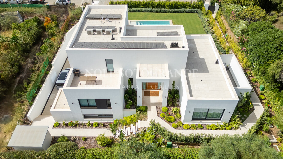 New modern villa for sale Sotogrande Alto F Zone