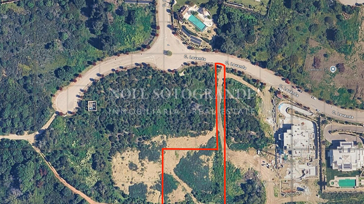 Large building plot for sale in La Reserva de Sotogrande