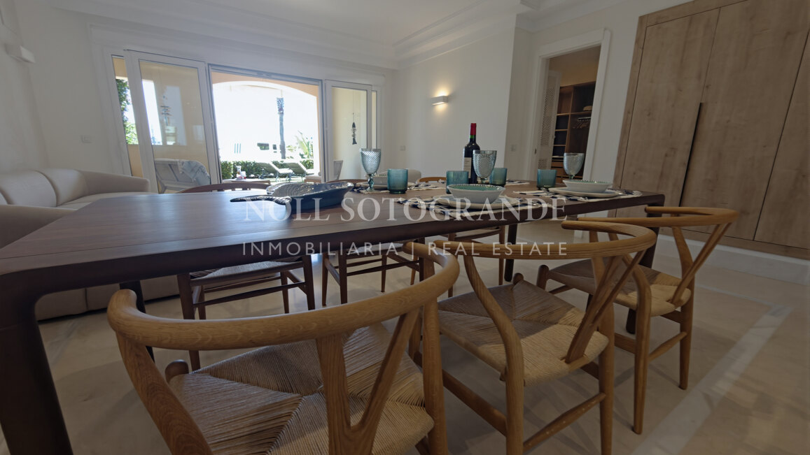 Ground-floor apartment with private pool in Sotogrande Marina