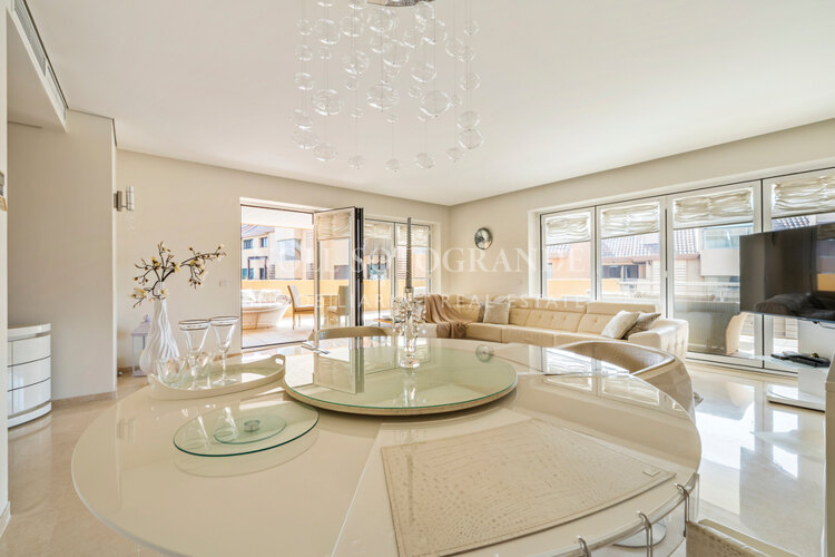 Luxury apartment in Ribera del Marlin, Sotogrande Marina