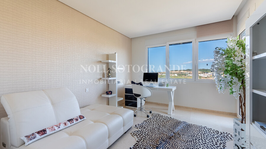 Luxury apartment in Ribera del Marlin, Sotogrande Marina