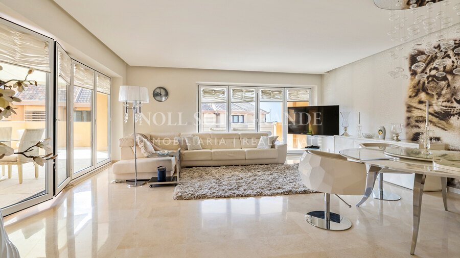 Luxury apartment in Ribera del Marlin, Sotogrande Marina