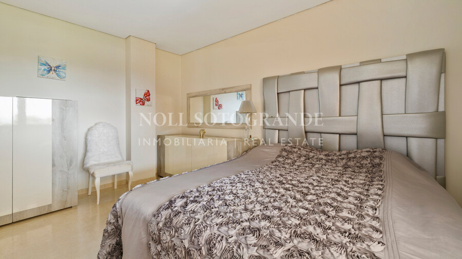 Luxury apartment in Ribera del Marlin, Sotogrande Marina