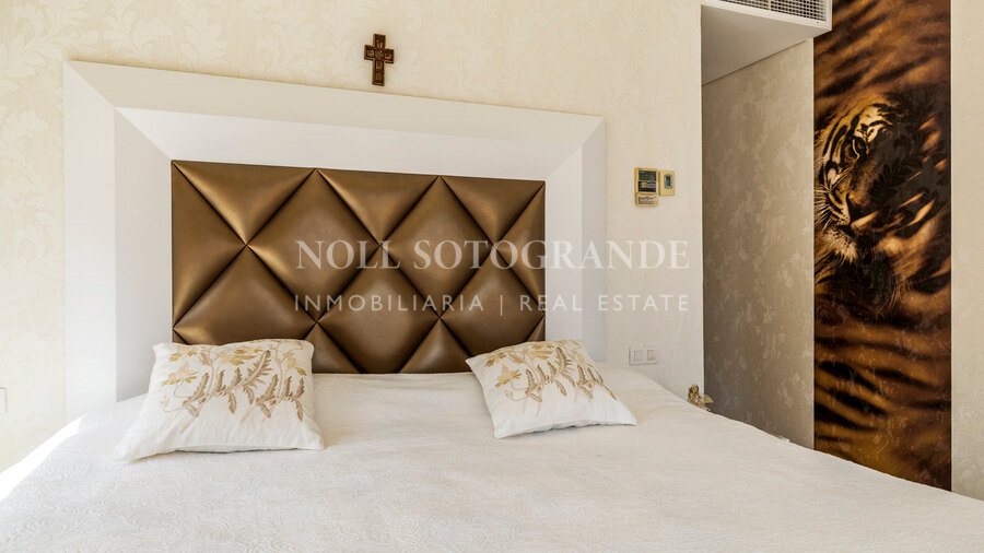 Luxury apartment in Ribera del Marlin, Sotogrande Marina