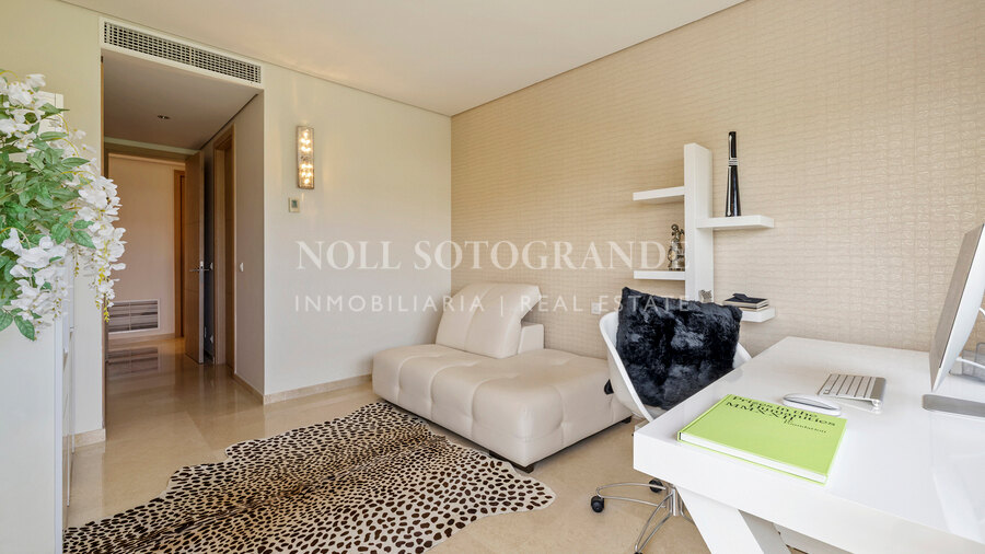 Luxury apartment in Ribera del Marlin, Sotogrande Marina