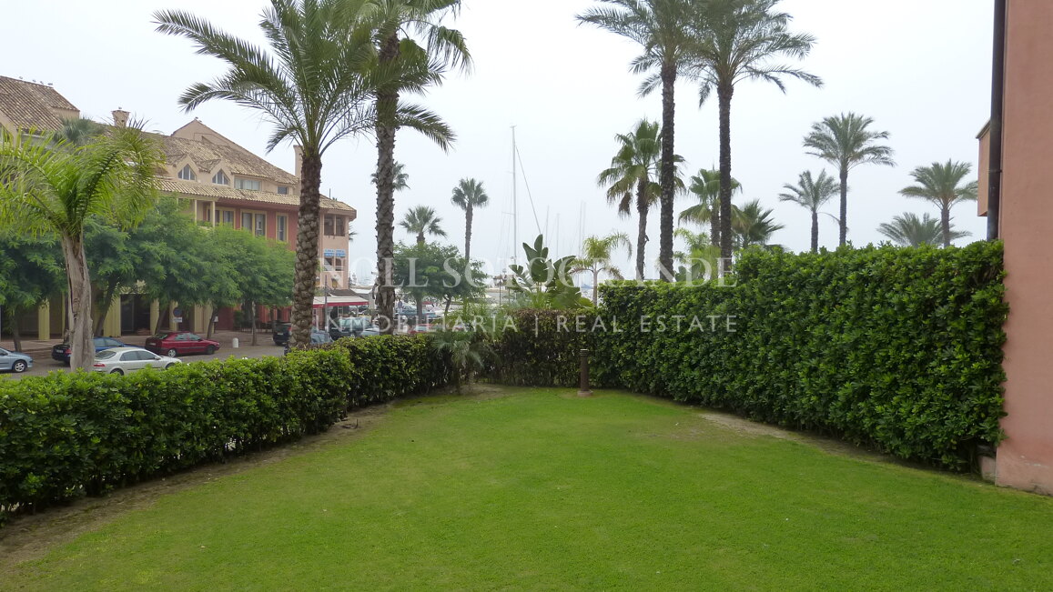 Ribera del Obispo Apartment for Sale, Private Garden & Marina Views