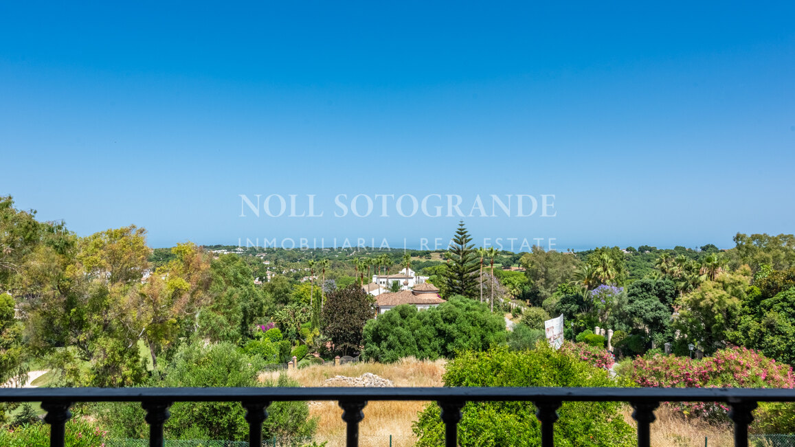 Very private family home for sale in Sotogrande Alto