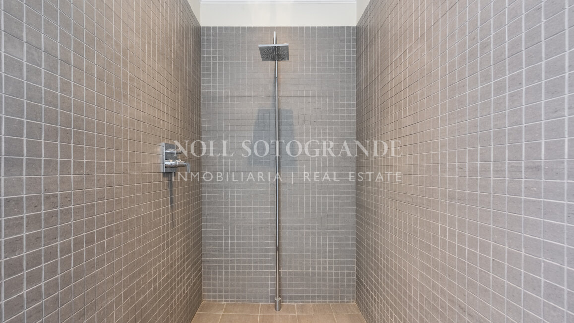 Very private family home for sale in Sotogrande Alto