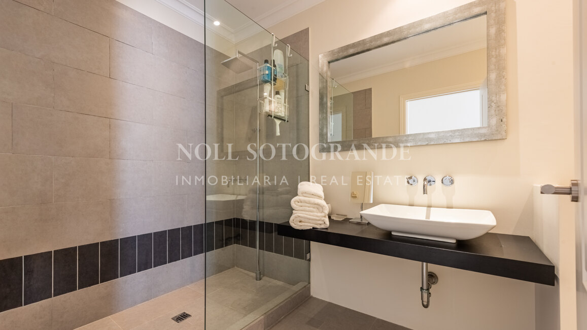 Very private family home for sale in Sotogrande Alto