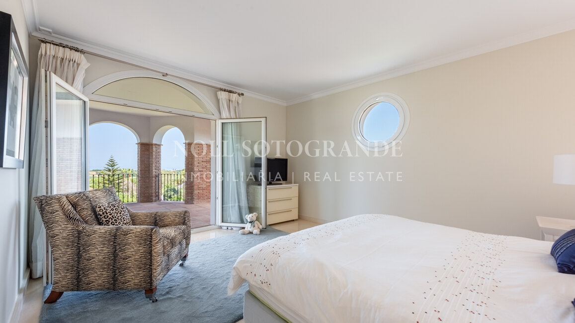 Very private family home for sale in Sotogrande Alto