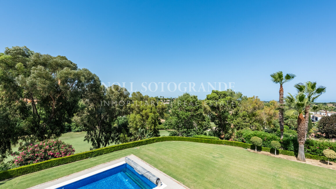 Very private family home for sale in Sotogrande Alto