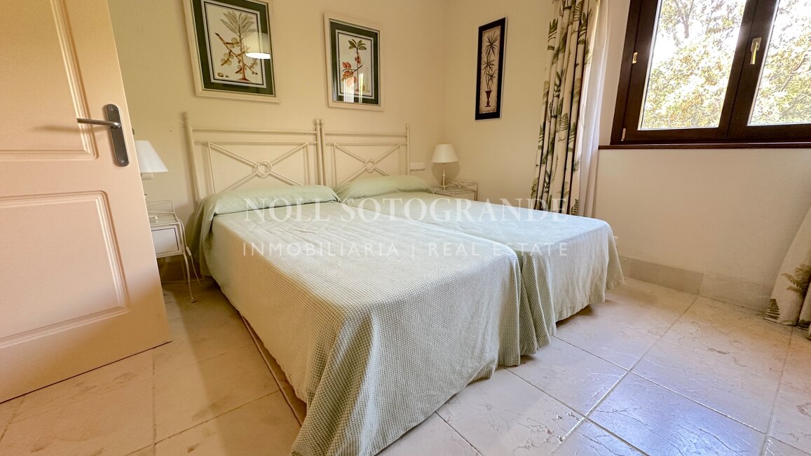 Alquiler de lujoso apartamento de 3 dormitorios en Valgrande, Sotogrande