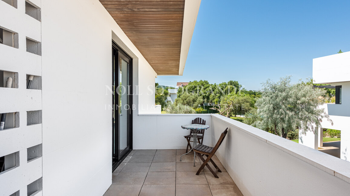 Penthouse for sale in Hacienda Valderrama, Sotogrande Alto