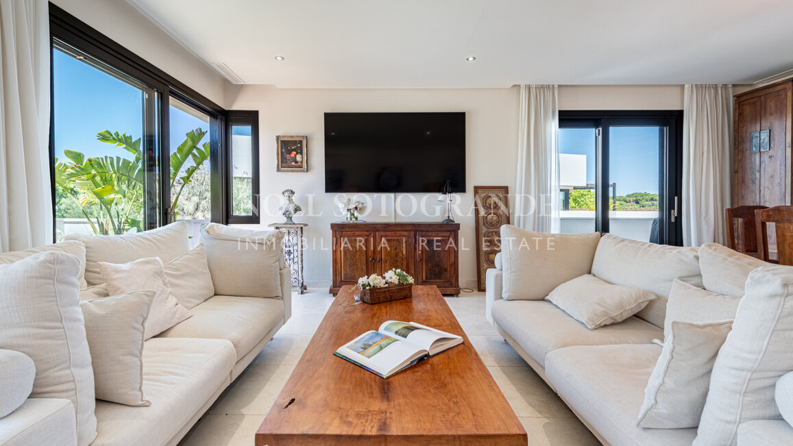 Penthouse for sale in Hacienda Valderrama, Sotogrande Alto