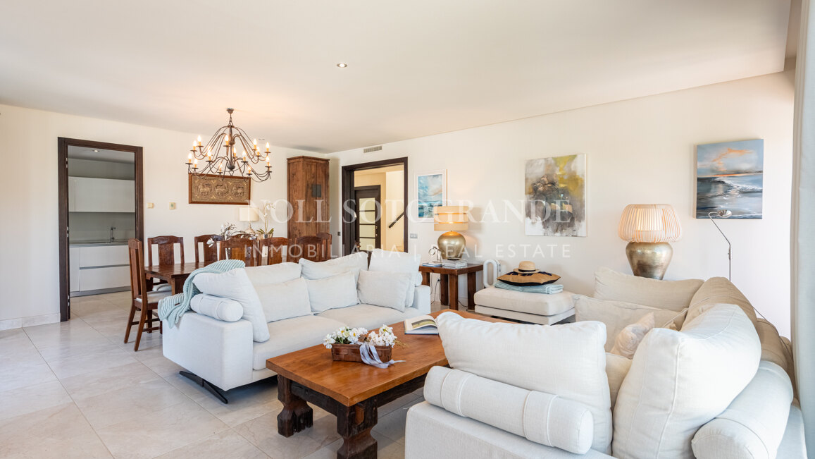 Penthouse for sale in Hacienda Valderrama, Sotogrande Alto